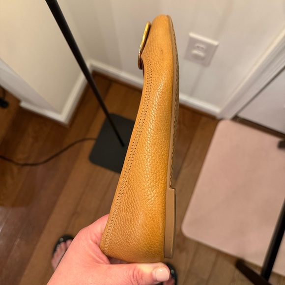 Tory Burch Tumbled Leather Reva Ballet Flats - Royal Tan/Gold - Size 8.5 - Picture 7 of 11